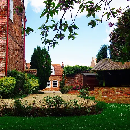 호텔 Wrangham House 헌맨비