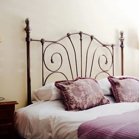 Wrangham House 3* הנממבי