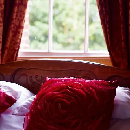 Wrangham House Hotell 3*