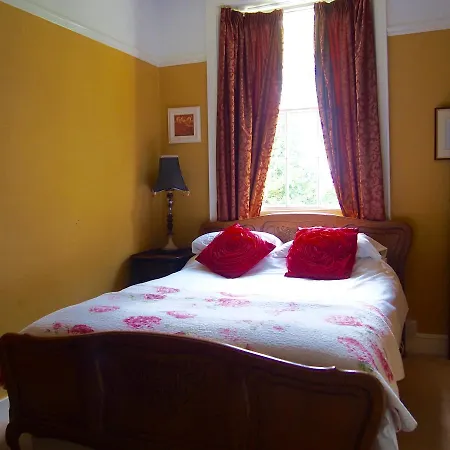 Wrangham House מלון