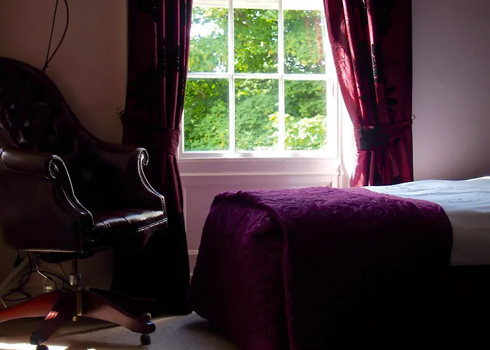 Wrangham House Hotel 3*